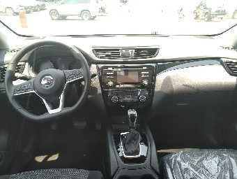 NISSAN ROGUE 2017 Image 2