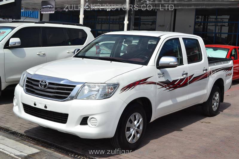 TOYOTA HILUX 2015 Image 4