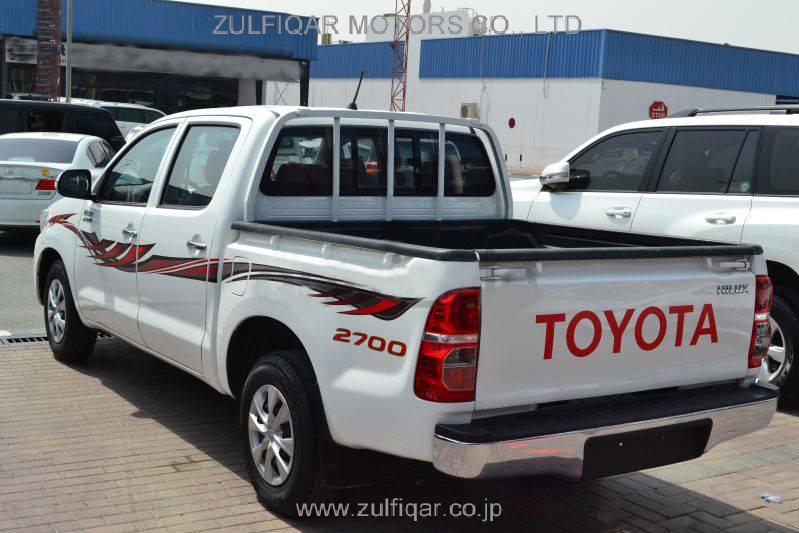 TOYOTA HILUX 2015 Image 6