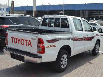 TOYOTA HILUX 2015 Image 7