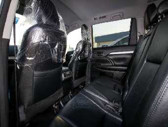 TOYOTA KLUGER 2016 Image 6