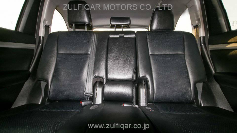 TOYOTA KLUGER 2016 Image 8