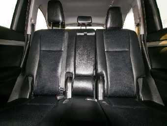 TOYOTA KLUGER 2016 Image 8