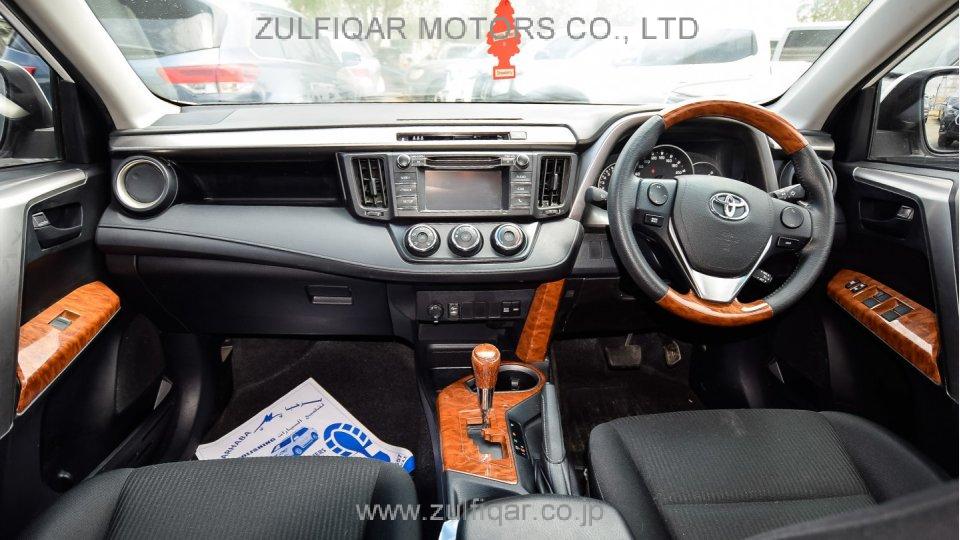 TOYOTA RAV-4 2016 Image 2