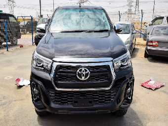 TOYOTA HILUX 2017 Image 1