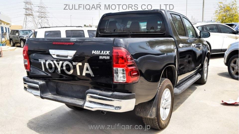 TOYOTA HILUX 2017 Image 6