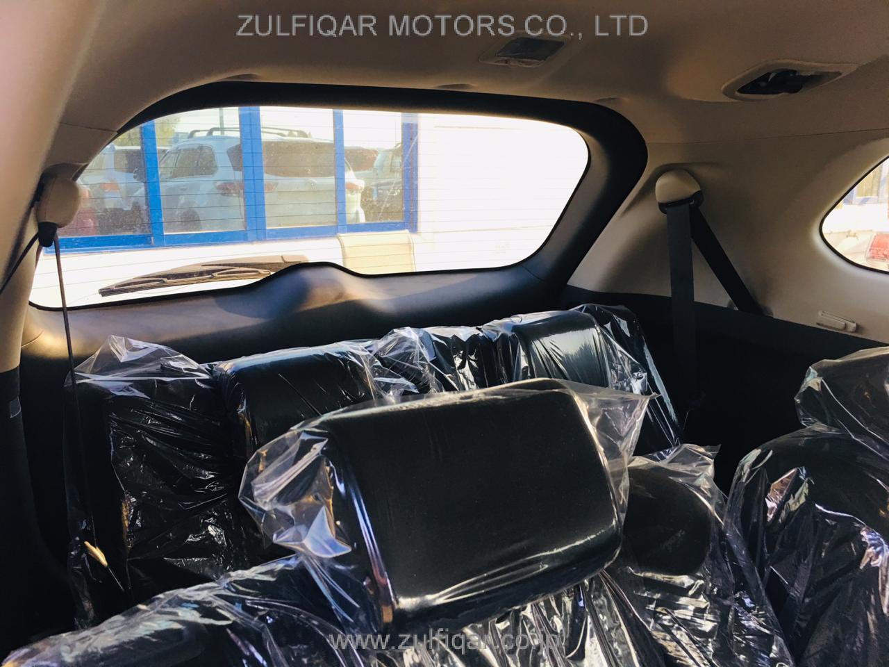 MITSUBISHI OUTLANDER 2017 Image 7