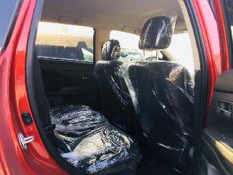 MITSUBISHI OUTLANDER 2017 Image 8