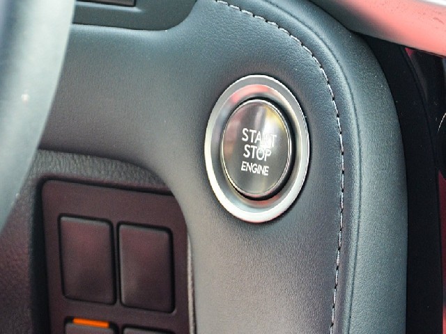 LEXUS LX 570 2019 Image 19