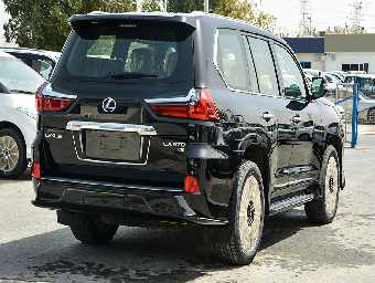 LEXUS LX 570 2019 Image 6