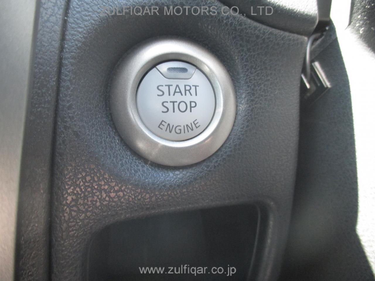 NISSAN NOTE 2016 Image 9