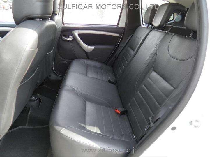 RENAULT DUSTER 2015 Image 8