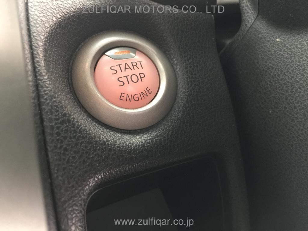 NISSAN NOTE 2015 Image 11