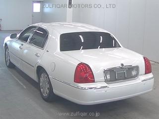 LINCOLN  TOWN CAR 2006 Image 2