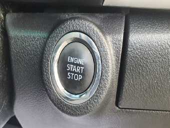 TOYOTA HILUX 2016 Image 11