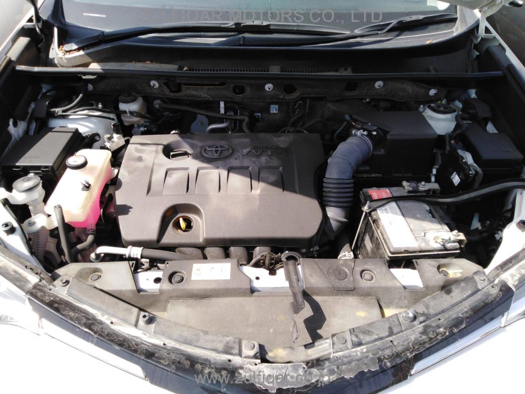 TOYOTA RAV-4 2017 Image 2