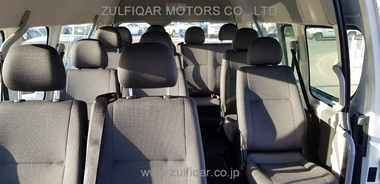 TOYOTA HIACE BUS 2017 Image 8