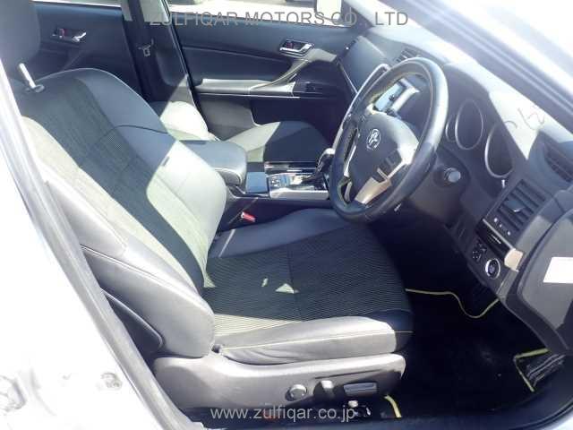 TOYOTA MARK X 2015 Image 6