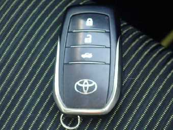 TOYOTA MARK X 2015 Image 6