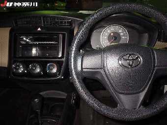 TOYOTA COROLLA AXIO 2015 Image 3