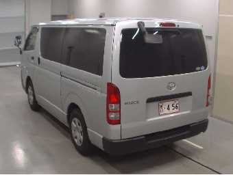 TOYOTA HIACE 2012 Image 2