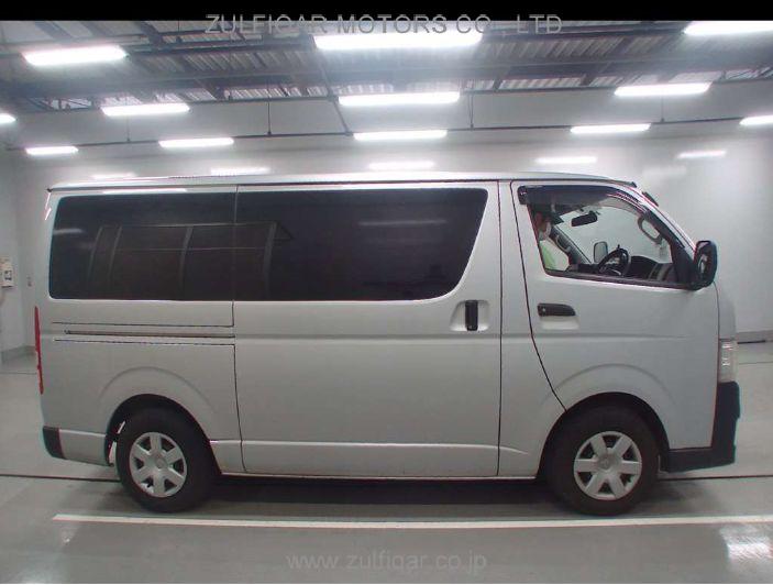 TOYOTA HIACE 2012 Image 3