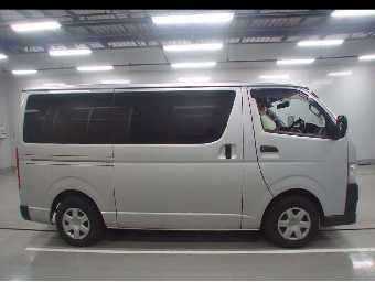TOYOTA HIACE 2012 Image 3