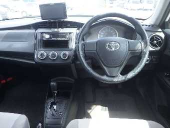 TOYOTA COROLLA AXIO 2015 Image 6