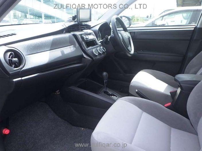 TOYOTA COROLLA AXIO 2015 Image 8