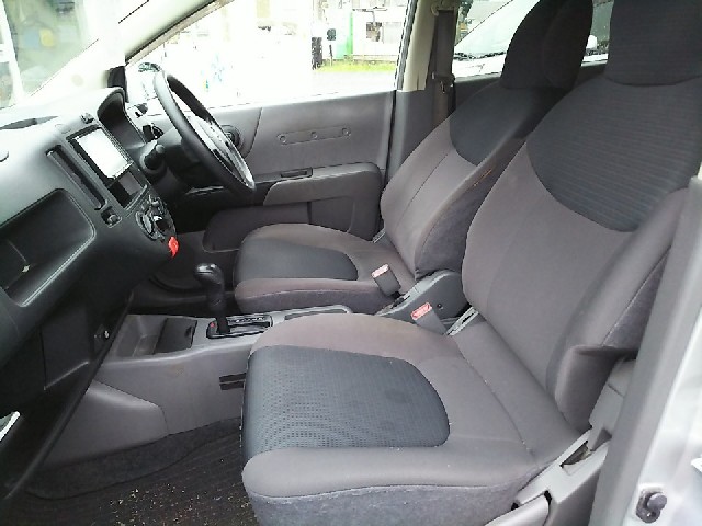 NISSAN A.D S/V 2015 Image 20