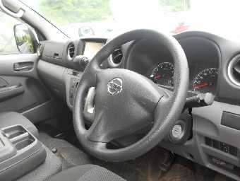 NISSAN NV350 CARAVAN 2015 Image 9