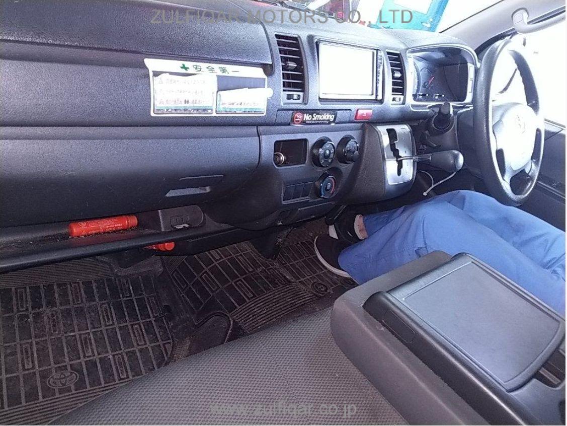 TOYOTA HIACE 2015 Image 6