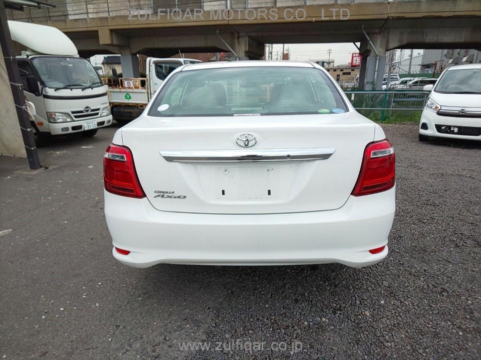 TOYOTA COROLLA AXIO 2015 Image 4