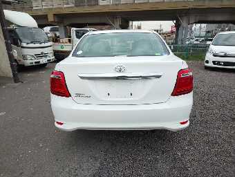 TOYOTA COROLLA AXIO 2015 Image 4