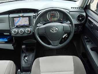 TOYOTA COROLLA AXIO 2015 Image 7