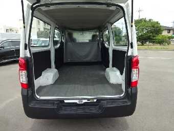 NISSAN NV350 CARAVAN 2015 Image 3