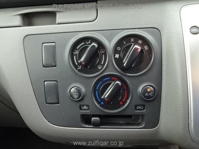 NISSAN NV350 CARAVAN 2015 Image 7