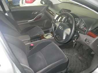 TOYOTA PREMIO 2015 Image 5