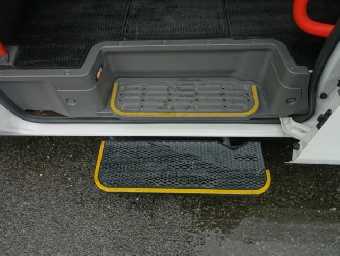 NISSAN NV350 CARAVAN WAGON 2015 Image 6