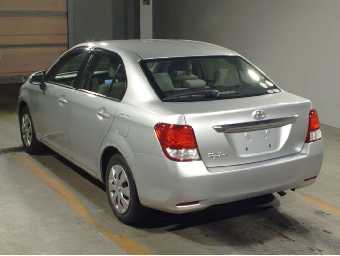 TOYOTA COROLLA AXIO 2015 Image 2