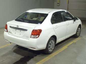 TOYOTA COROLLA AXIO 2015 Image 4