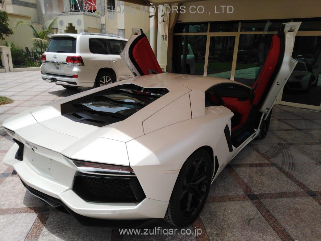 LAMBORGHINI AVENTADOR 2013 Image 12