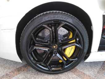 LAMBORGHINI AVENTADOR 2013 Image 19