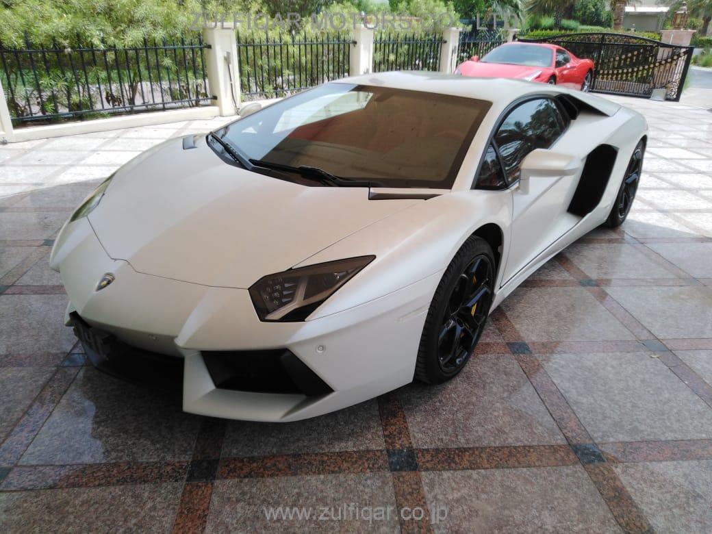 LAMBORGHINI AVENTADOR 2013 Image 4