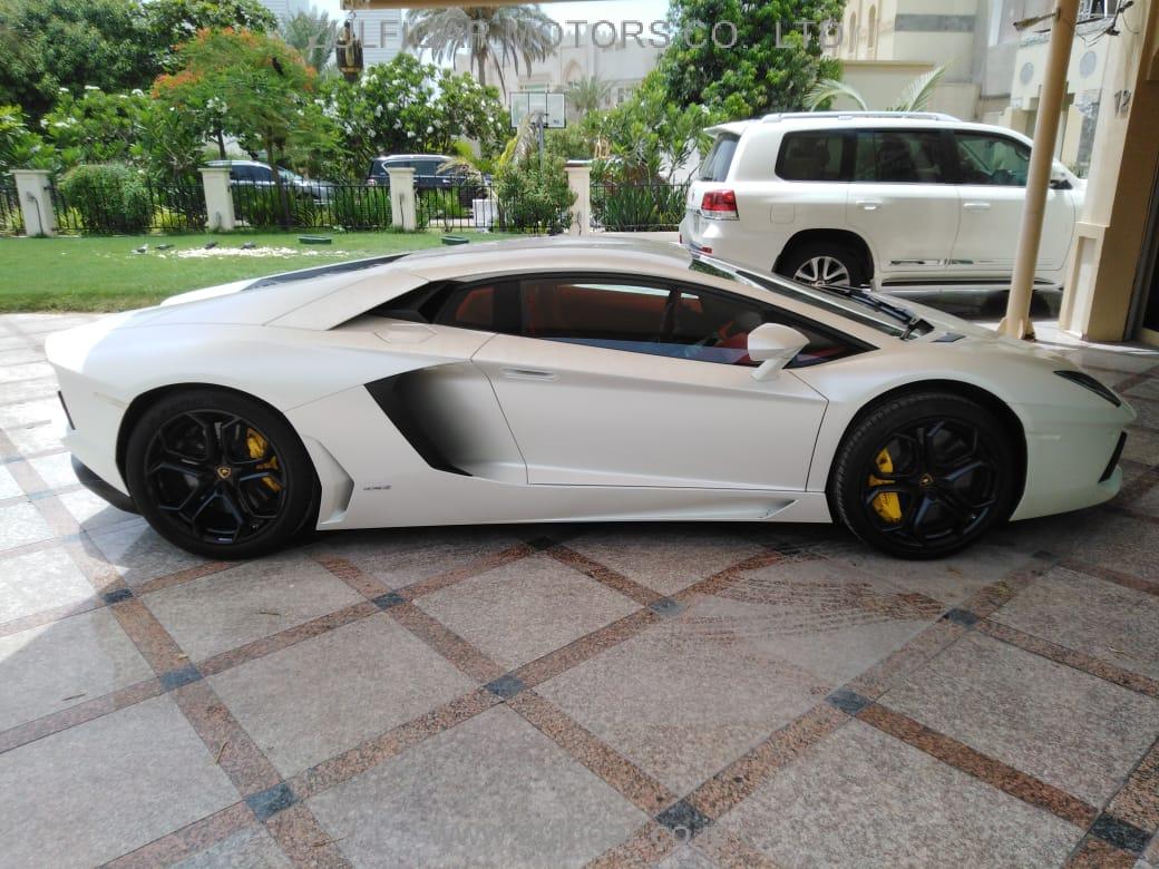 LAMBORGHINI AVENTADOR 2013 Image 6