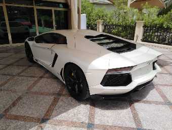 LAMBORGHINI AVENTADOR 2013 Image 8
