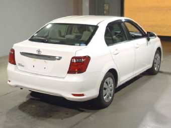 TOYOTA COROLLA AXIO 2015 Image 4
