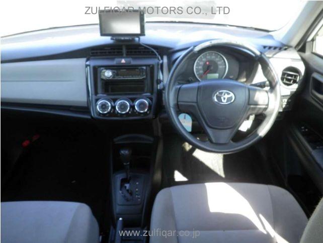 TOYOTA COROLLA AXIO 2014 Image 6