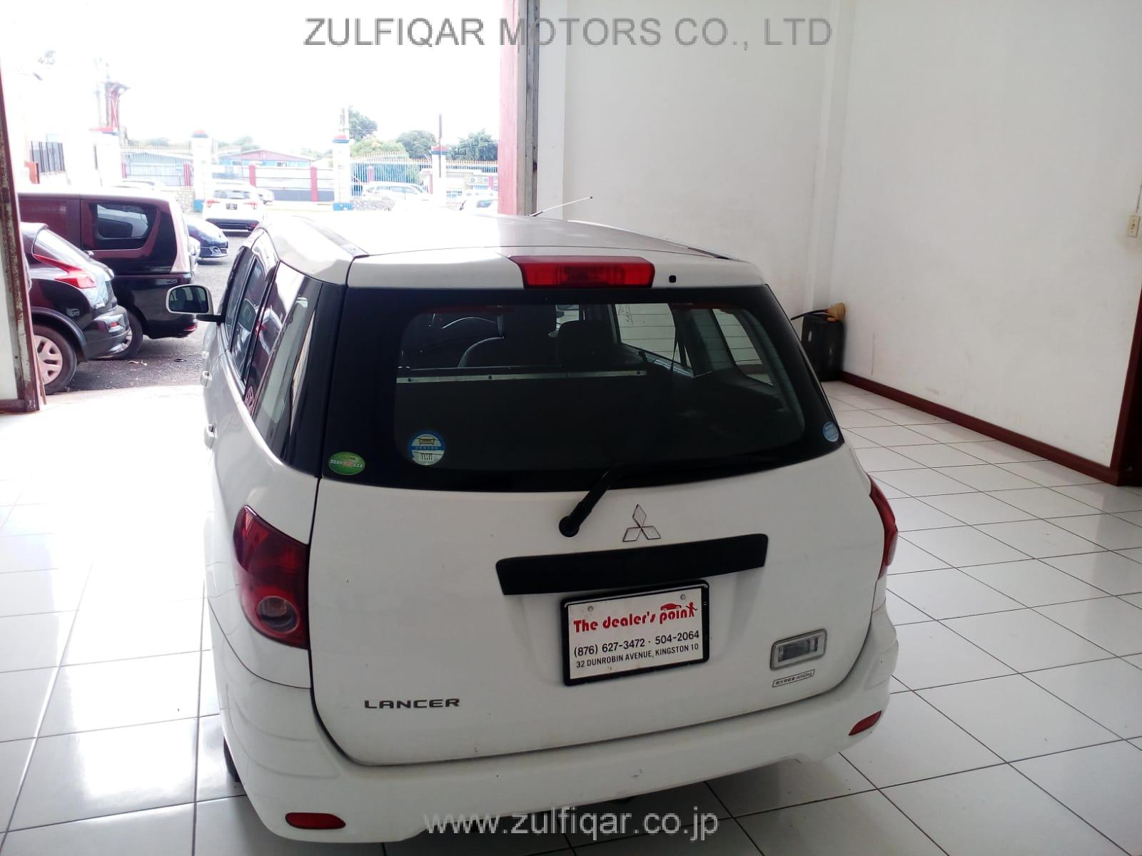 Mitsubishi lancer cargo