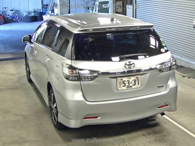 TOYOTA WISH 2017 Image 2